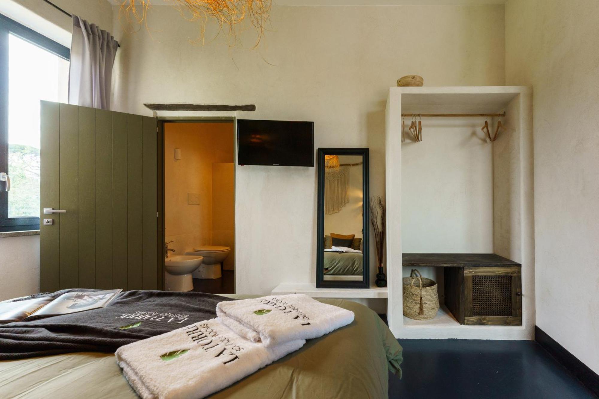 La Torre Boutique Rooms Procida Buitenkant foto